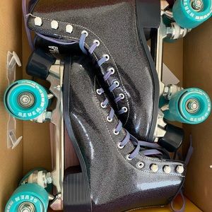 Impala Midnight Roller Skates